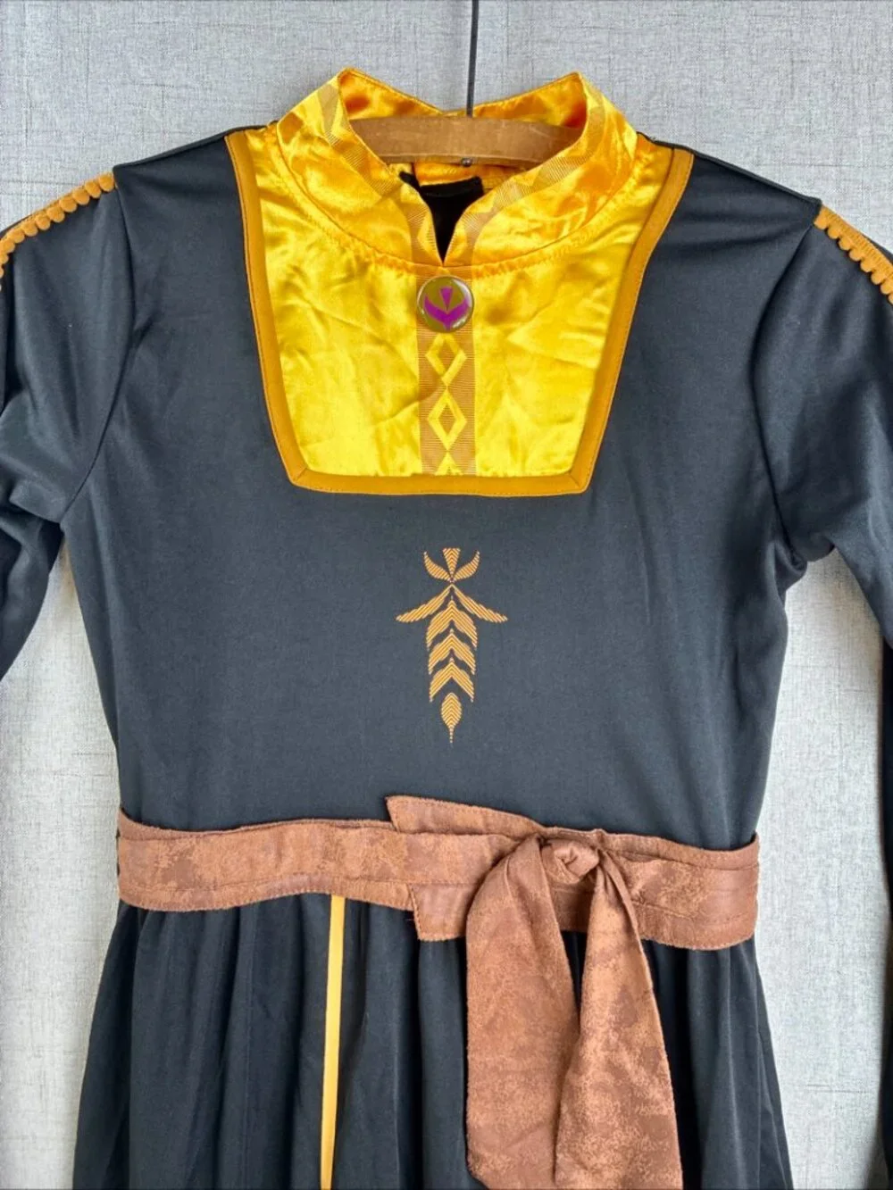 Anna Frozen 2 Girls Costume Long Black Dress Faux Leather Belt S M 6/7 Nordic